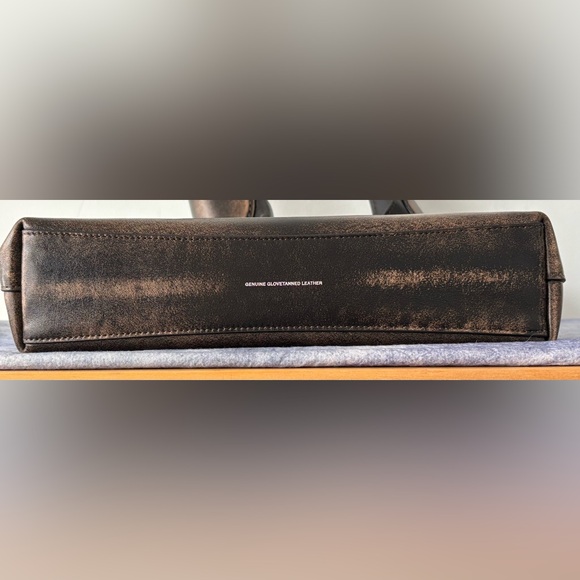 Coach Brooklyn 28 Loved Leather - Picture 7 of 15